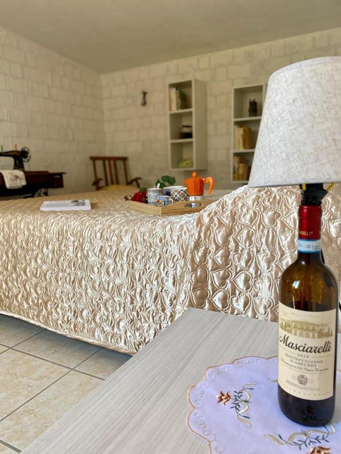 L'Olivo - 1932 Apartman Controguerra Kültér fotó